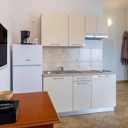 Apartmán In With One-bedroom 3 Crikvenica