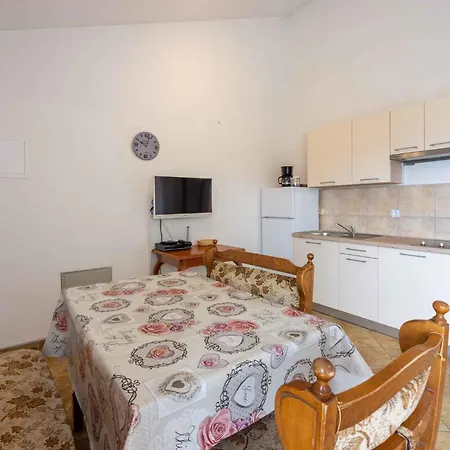 In Crikvenica With One-bedroom 3 Apartment